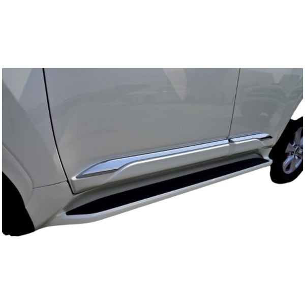 Toyota Land Cruiser GXR | 7-Seater Off-Road SUV