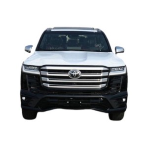 Toyota Land Cruiser 300 VXR | High-Performance SUV