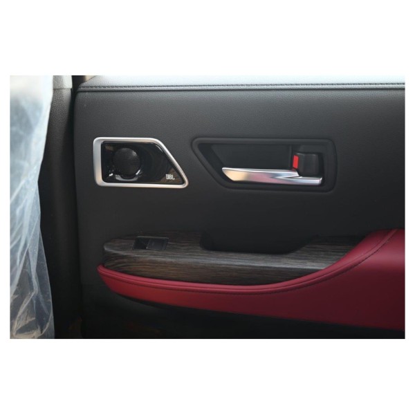 Toyota Land Cruiser 300 VXR | High-Performance SUV