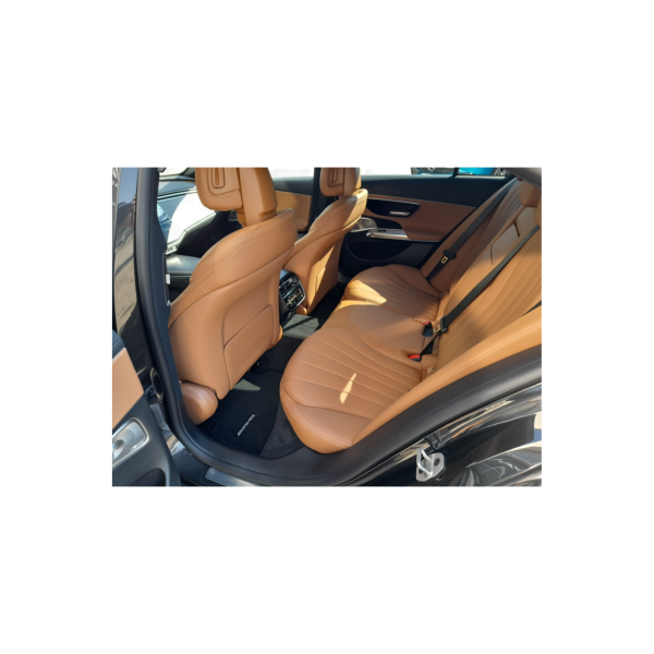 Mercedes-Benz E 220d 4MATIC - Sophisticated AWD Luxury Sedan