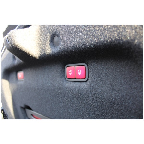 Mercedes-AMG SL 63 | Iconic Open-Top Performance