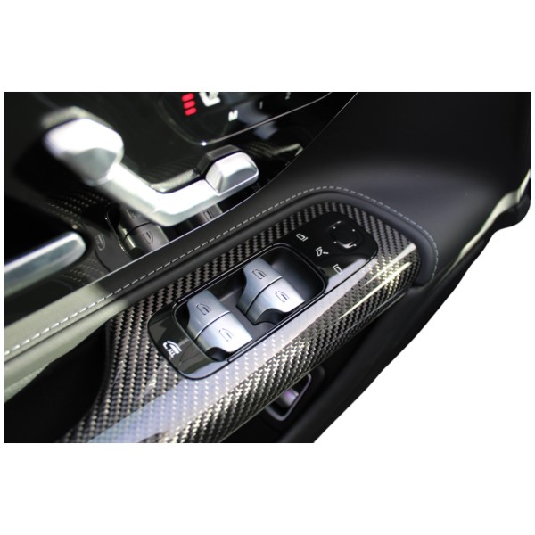 Mercedes-AMG SL 63 | Iconic Open-Top Performance