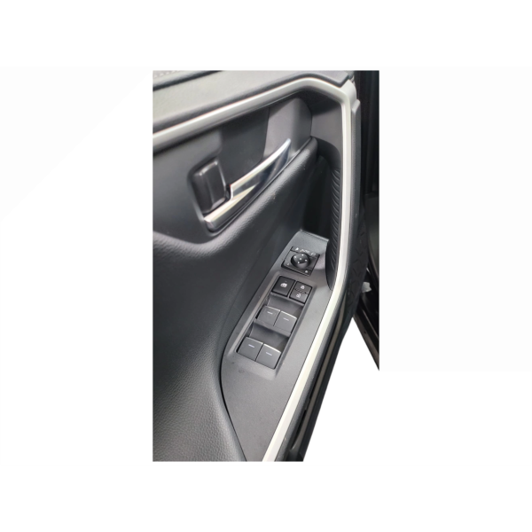 Toyota RAV4 Dynamic AWD | Eco-Friendly Power SUV