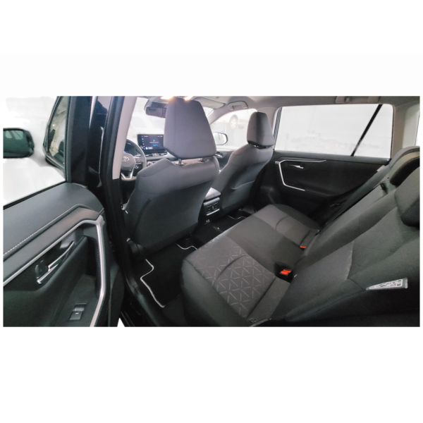 Toyota RAV4 Dynamic AWD | Eco-Friendly Power SUV