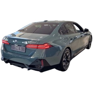 BMW 530e | Luxury Plug-In Hybrid Sedan