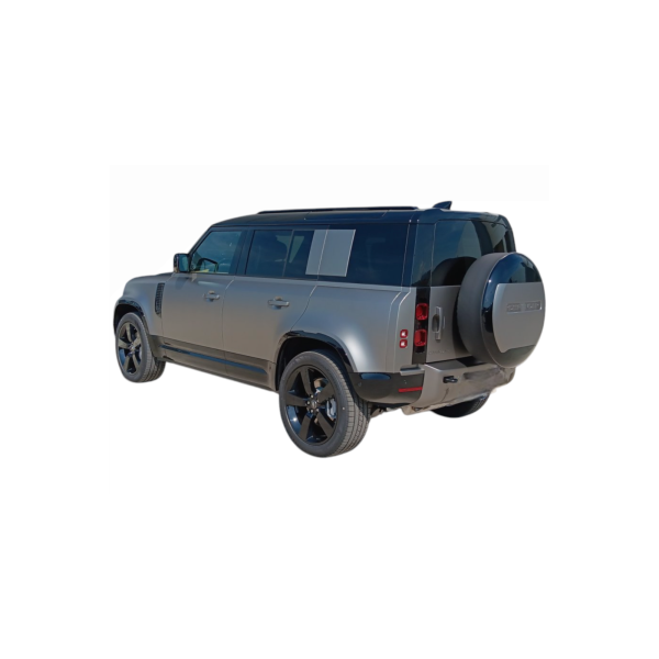 Land Rover Defender D300 | Strength and Elegance