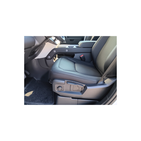 Land Rover Defender 110 3.0D MHEV I6 S AWD 2025 | Off-Road Icon