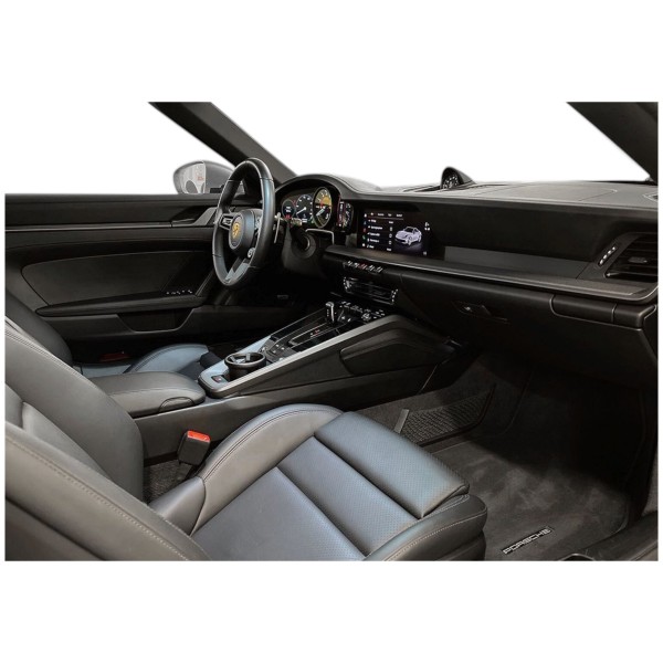 Porsche 911 Cabrio | Luxury and Speed