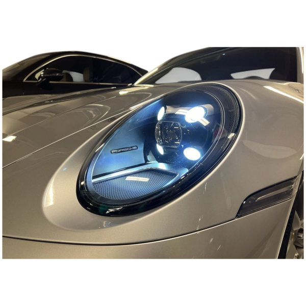 Porsche 911 Cabrio | Luxury and Speed