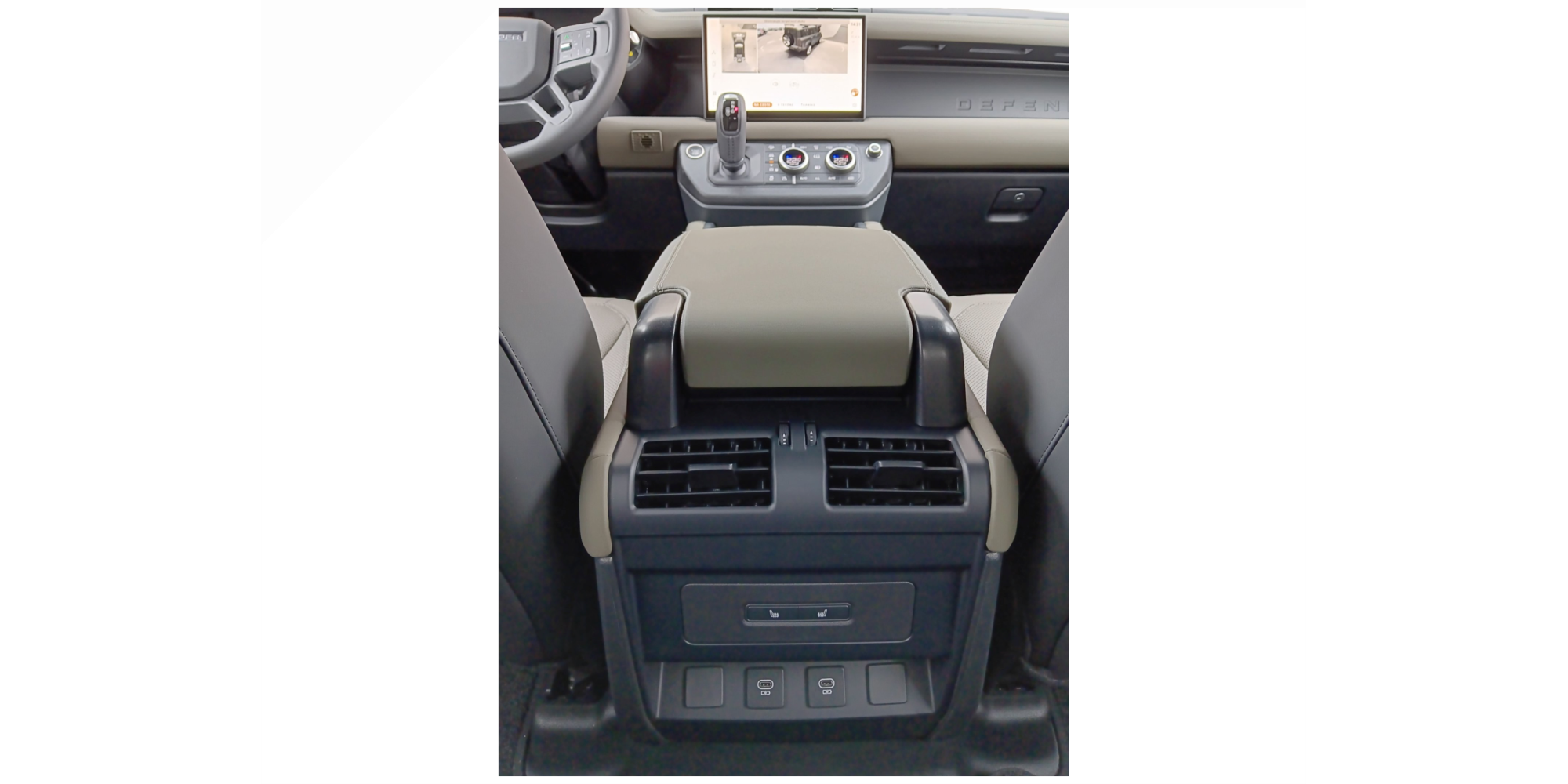 Land Rover Defender 110 3.0D MHEV I6 S AWD 2025 | Off-Road Icon