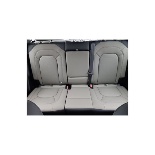 Land Rover Defender 110 3.0D MHEV I6 S AWD 2025 | Off-Road Icon