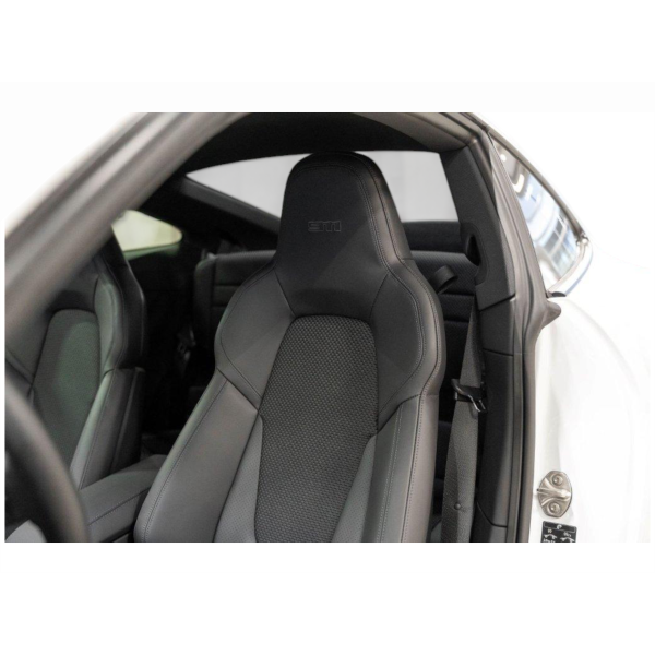 Porsche 911 Carrera T | Dynamic Performance