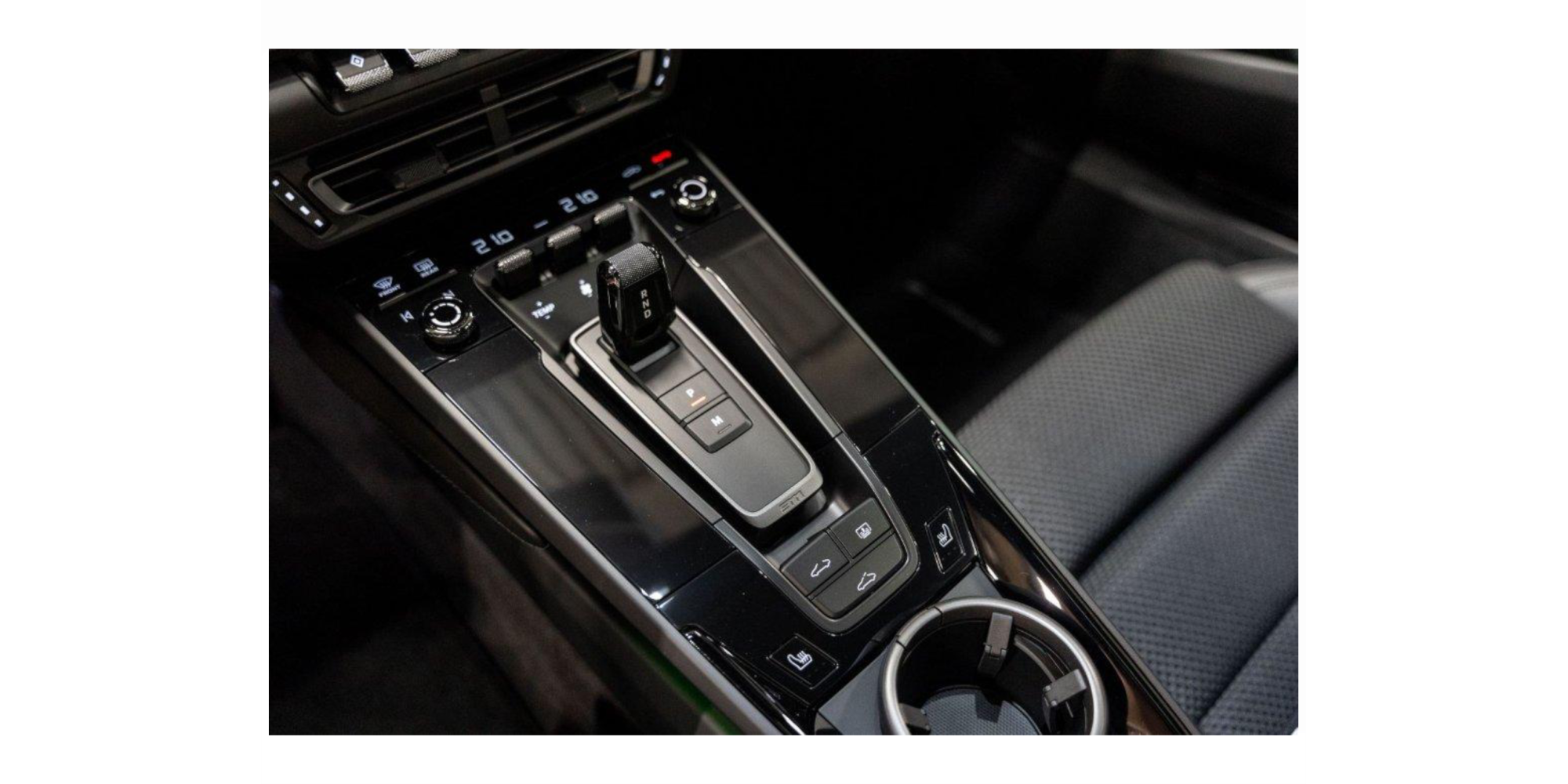 Porsche 911 Carrera T | Dynamic Performance