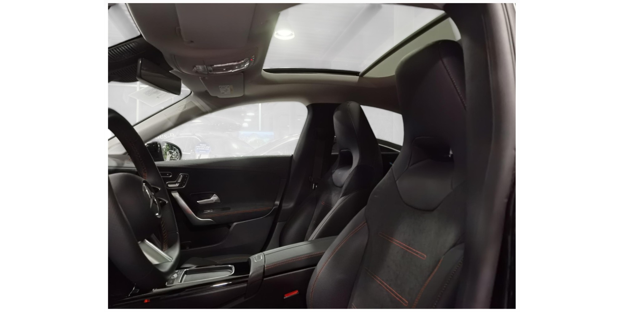 Mercedes-Benz CLA 180 Coupé | Compact Elegance