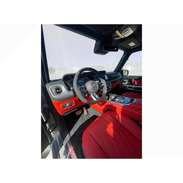 Mercedes-AMG G 63 | Iconic Power and Performance