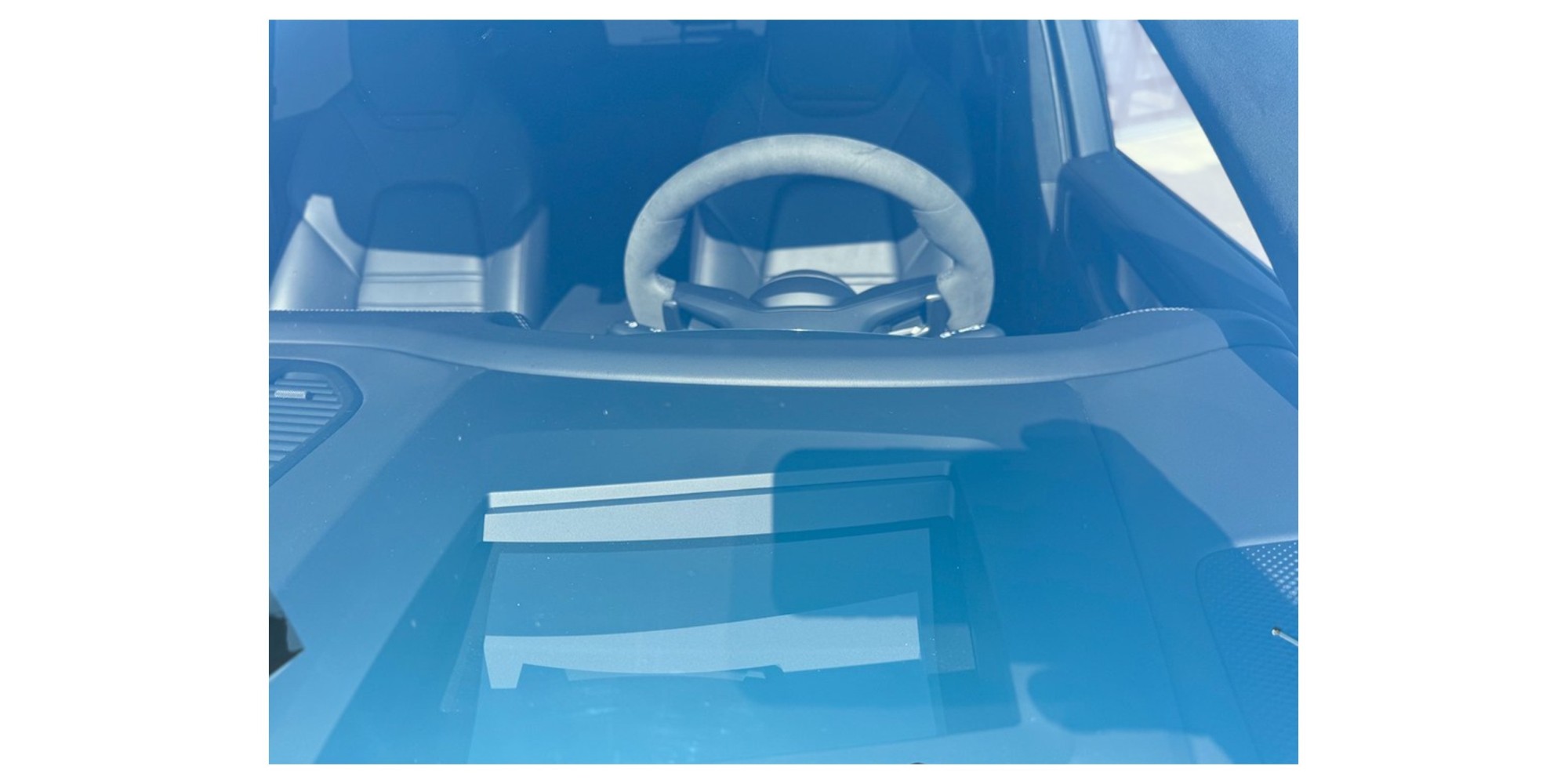 Porsche Cayenne Turbo E-Hybrid - Luxury & Performance SUV