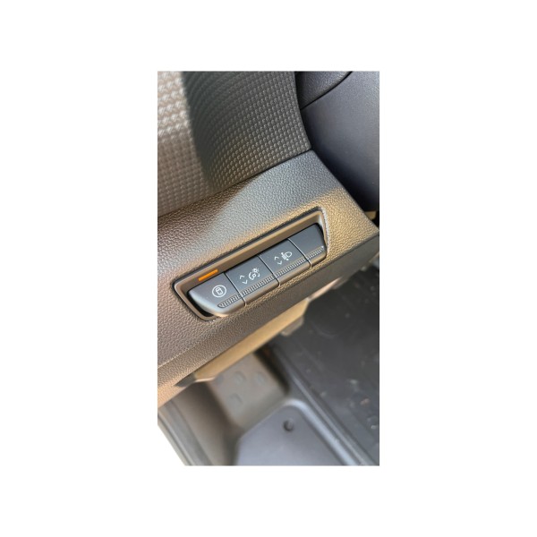 Renault Trafic 2.0 DCI - Versatile Van with Efficiency