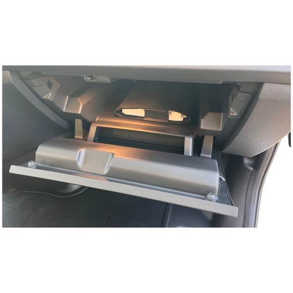 Renault Trafic 2.0 DCI - Versatile Van with Efficiency