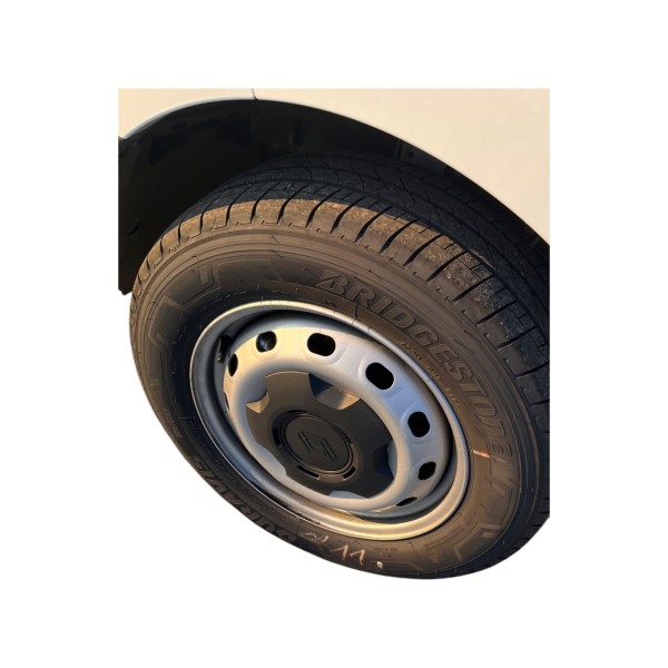 Renault Trafic 2.0 DCI - Versatile Van with Efficiency