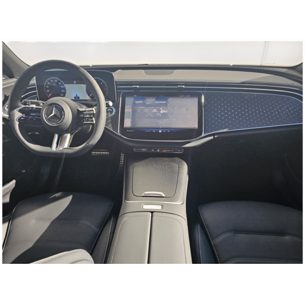 Mercedes-Benz E 220d 4MATIC – Luxury & Performance Awaits!