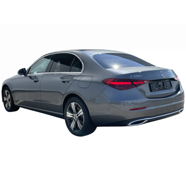 Mercedes-Benz C 300e Plug-In Hybrid – Efficiency Meets Style!