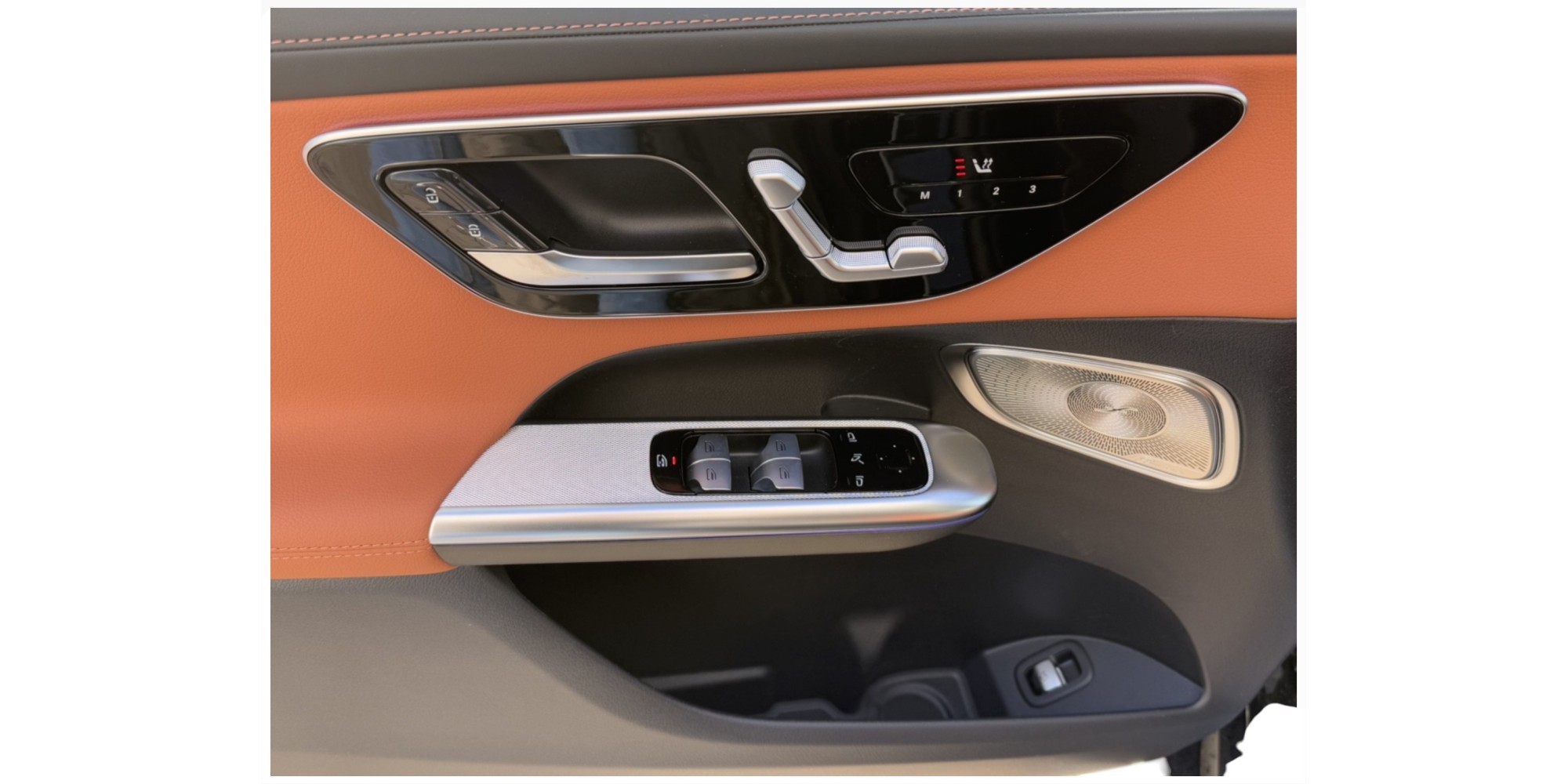 Mercedes-Benz GLC 220 d 4MATIC – Comfort e Prestazioni!