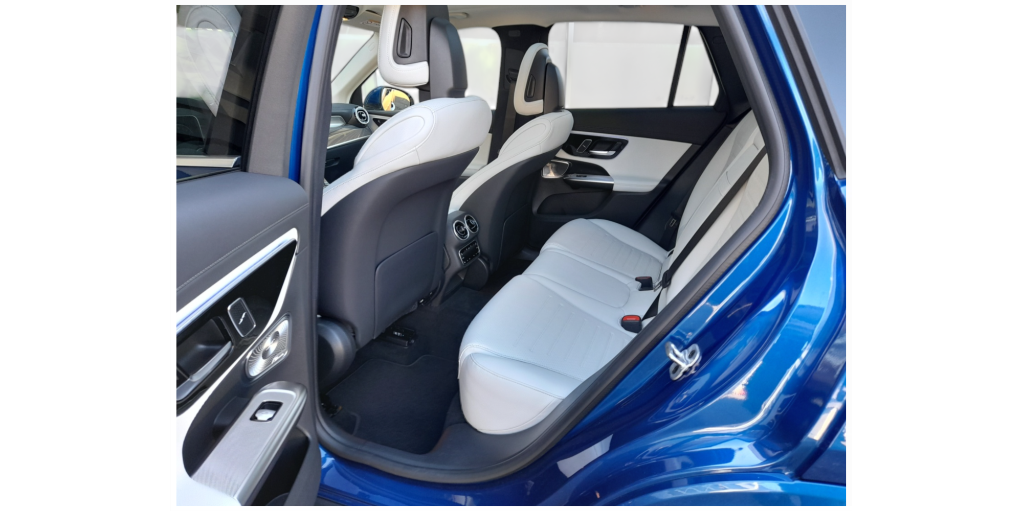 Mercedes-Benz GLC 300 de 4MATIC – Hybrid Luxury Awaits!