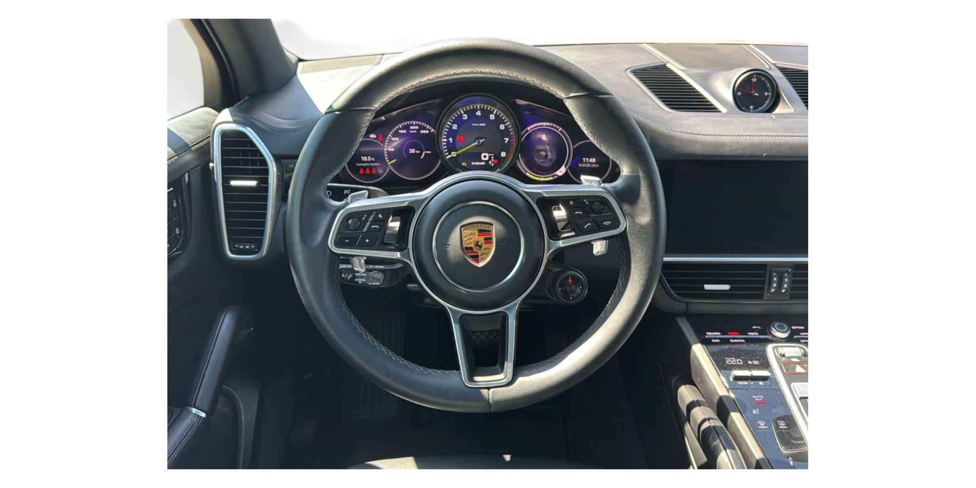 Porsche Cayenne E-Hybrid Platinum – Luxury SUV | Modena Motors GMBH