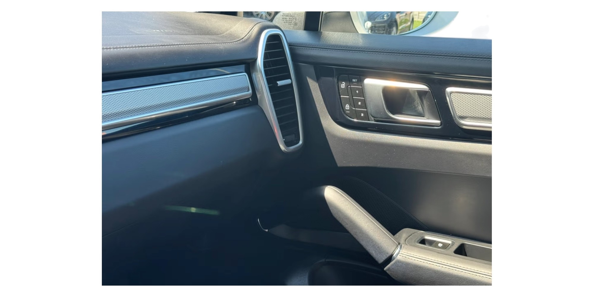 Porsche Cayenne E-Hybrid Platinum – Luxury SUV | Modena Motors GMBH