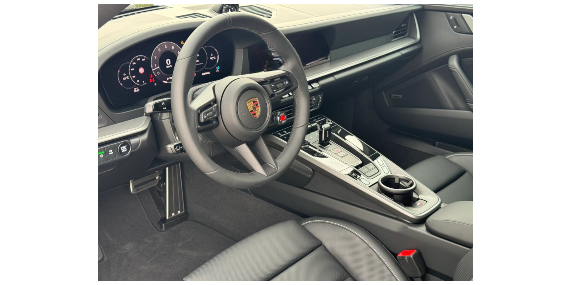 Porsche 911 992.2 Carrera - Iconic Sports Car | Modena Motors GMBH