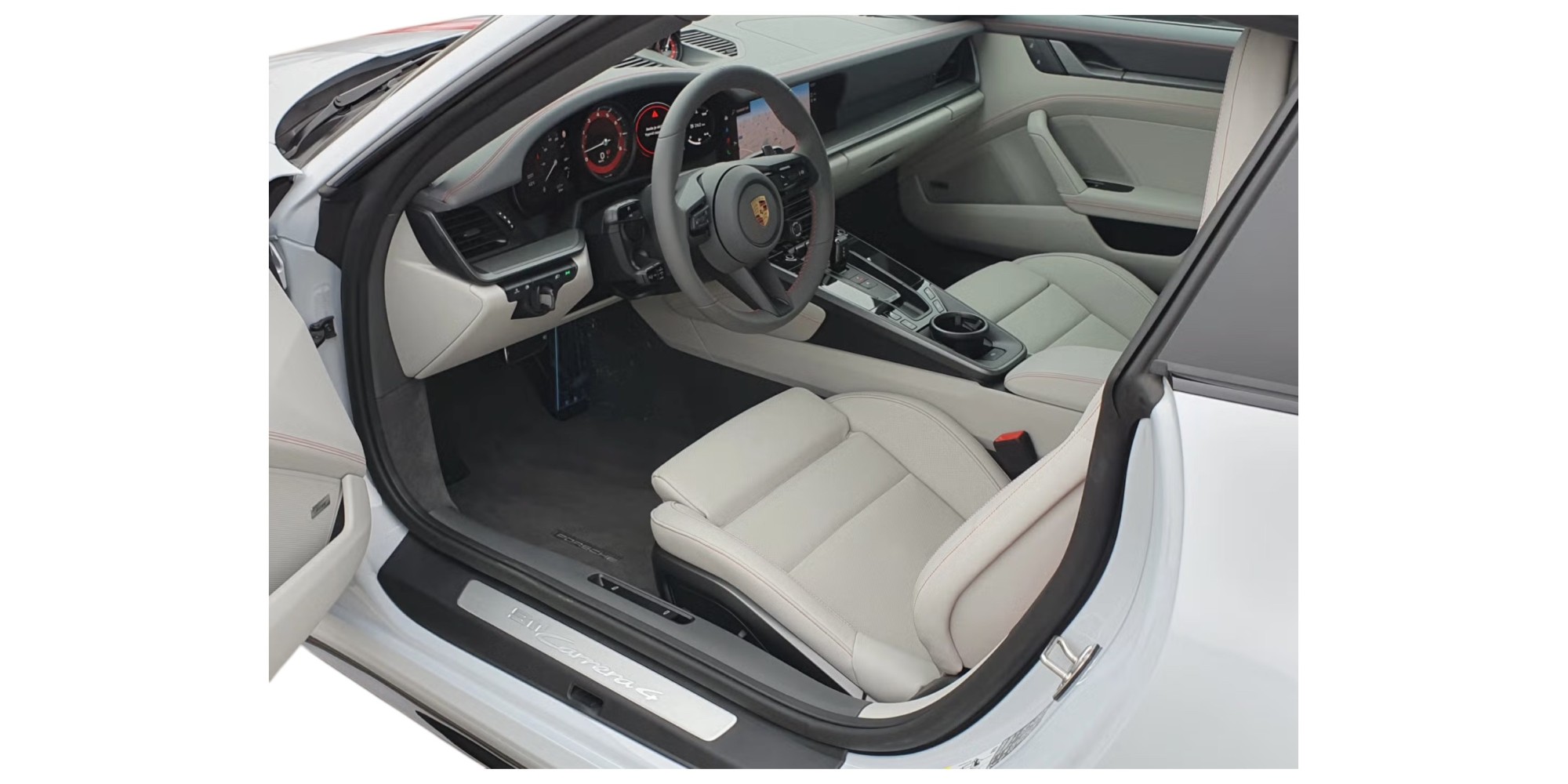 Porsche 911 992 4: Precision Meets Elegance