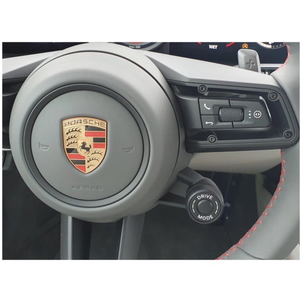 Porsche 911 992 4: Precision Meets Elegance