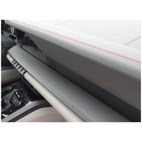 Porsche 911 992 4: Precision Meets Elegance