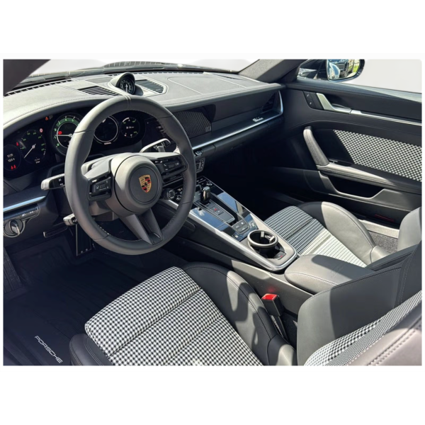 Porsche 911 992: Iconic Style and Performance