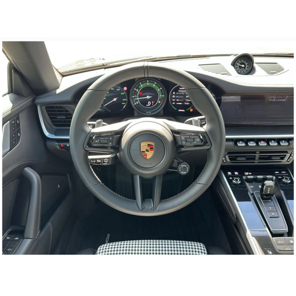 Porsche 911 992: Iconic Style and Performance