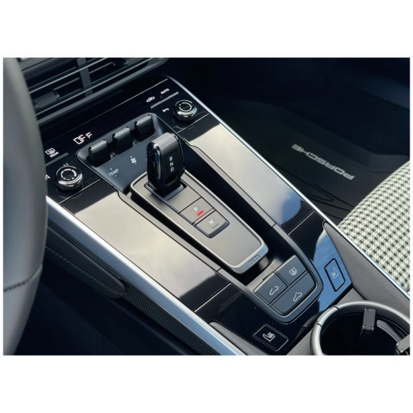 Porsche 911 992: Iconic Style and Performance