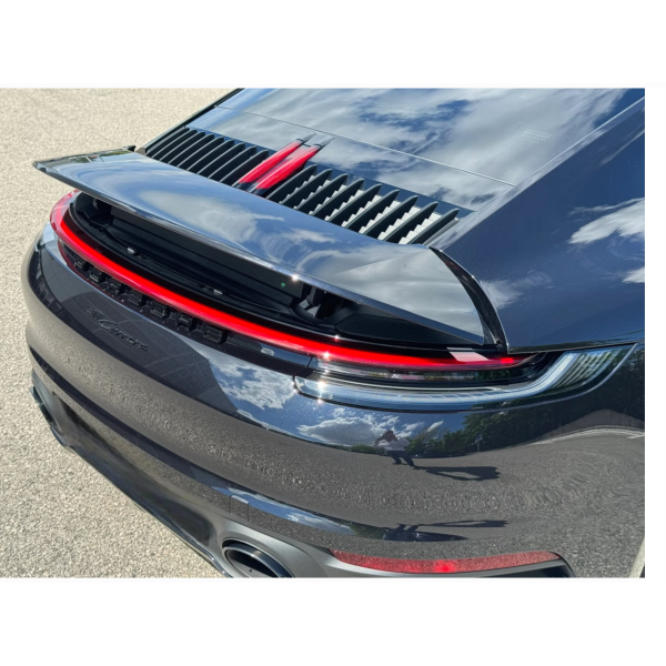 Porsche 911 992: Iconic Style and Performance