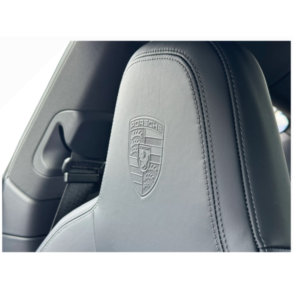 Porsche 911 992: Iconic Style and Performance