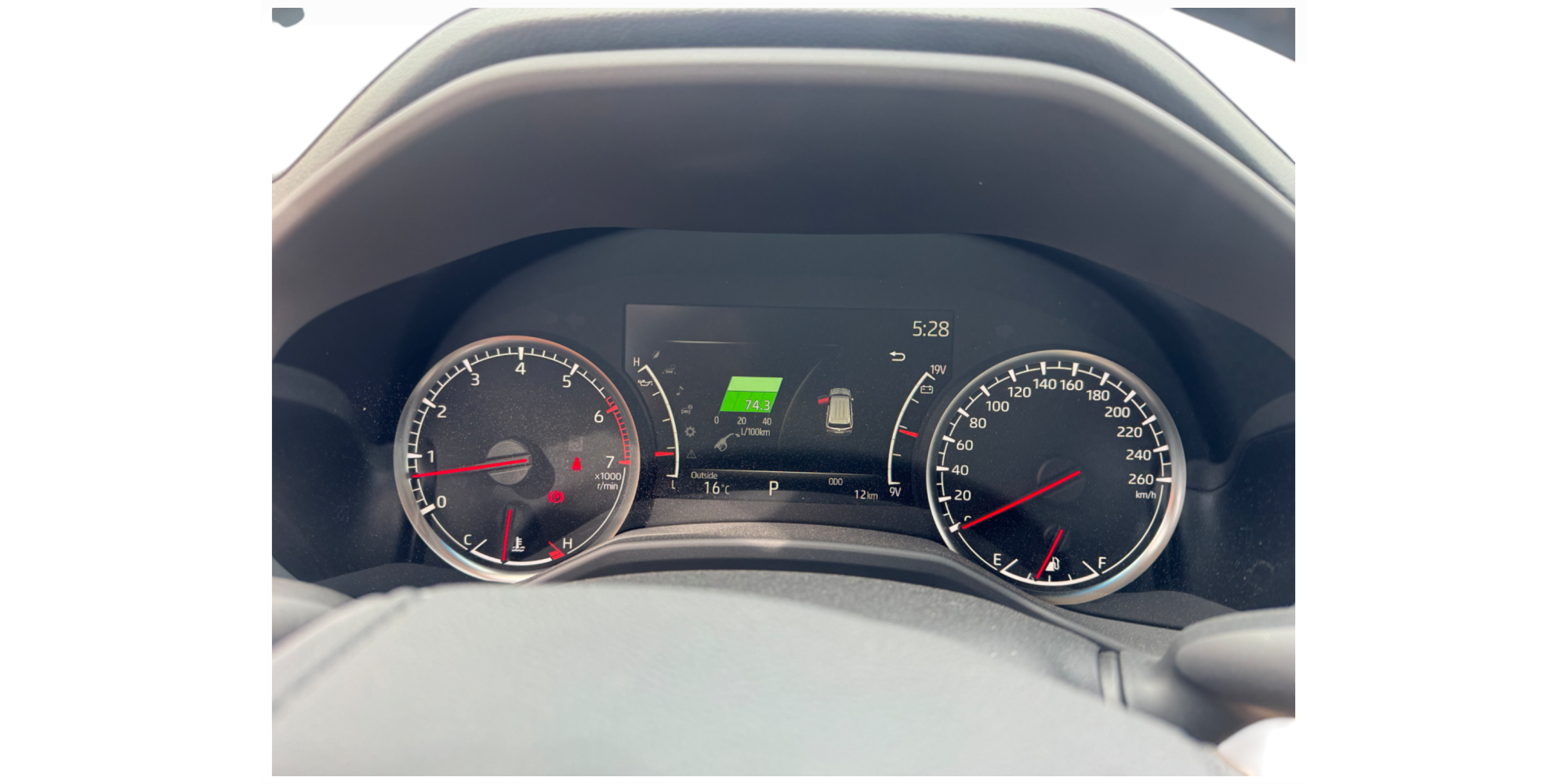 Toyota Land Cruiser VX | Power and Style