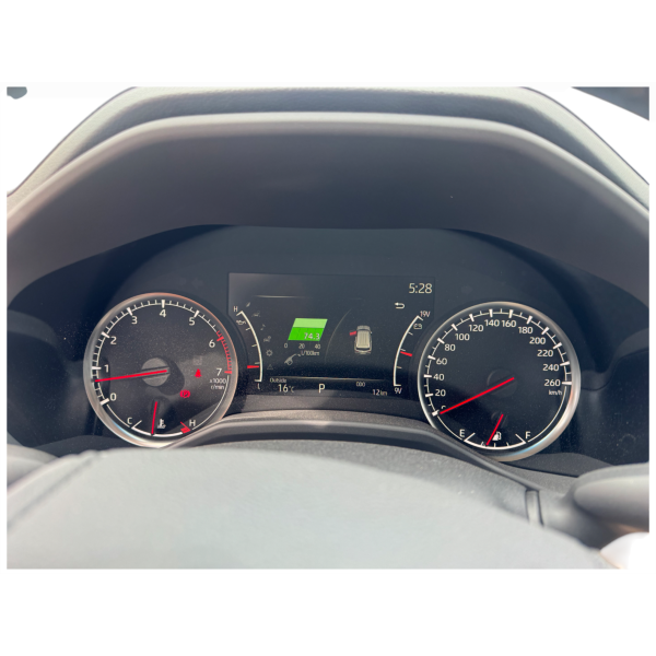 Toyota Land Cruiser VX | Power and Style