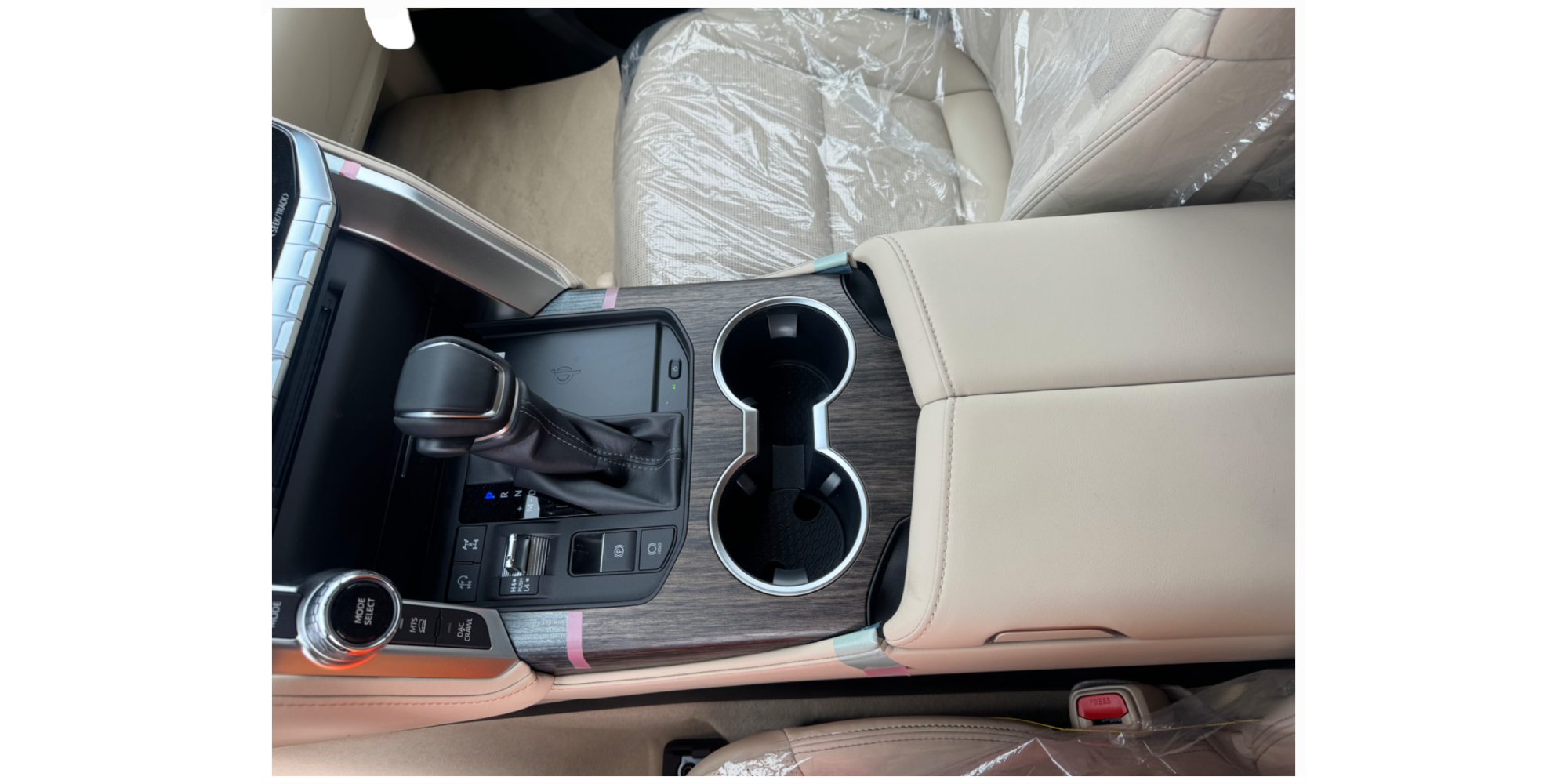 Toyota Land Cruiser VX | Power and Style