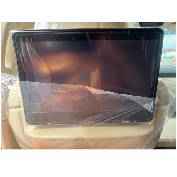 Toyota Land Cruiser VX | Power and Style