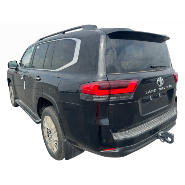 Toyota Land Cruiser VX | Power and Style