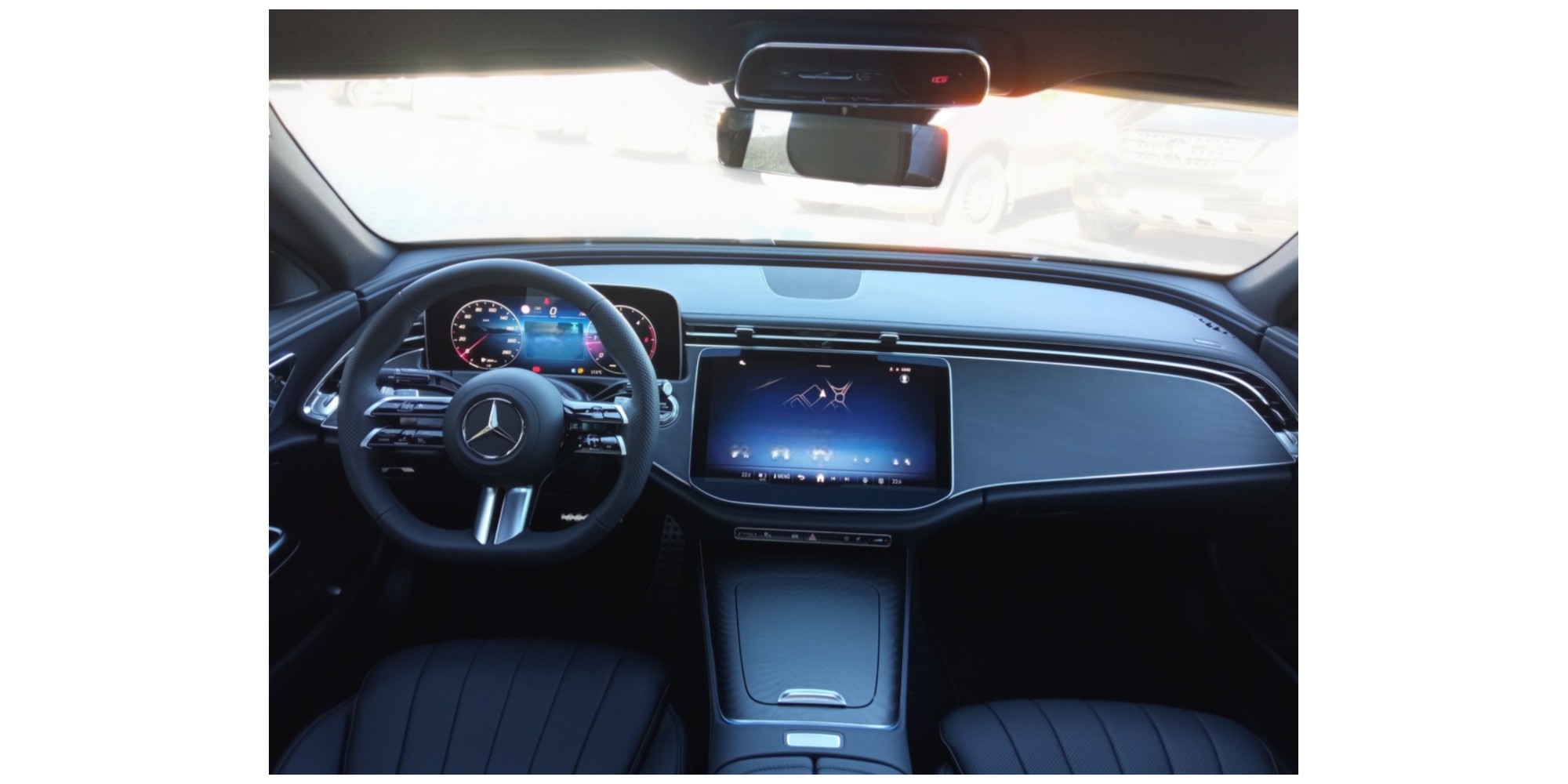 Mercedes-Benz E 220d 4MATIC - Luxurious All-Wheel Drive Sedan