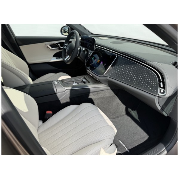 Mercedes-Benz E 220d 4MATIC - Premium AWD Sedan Excellence