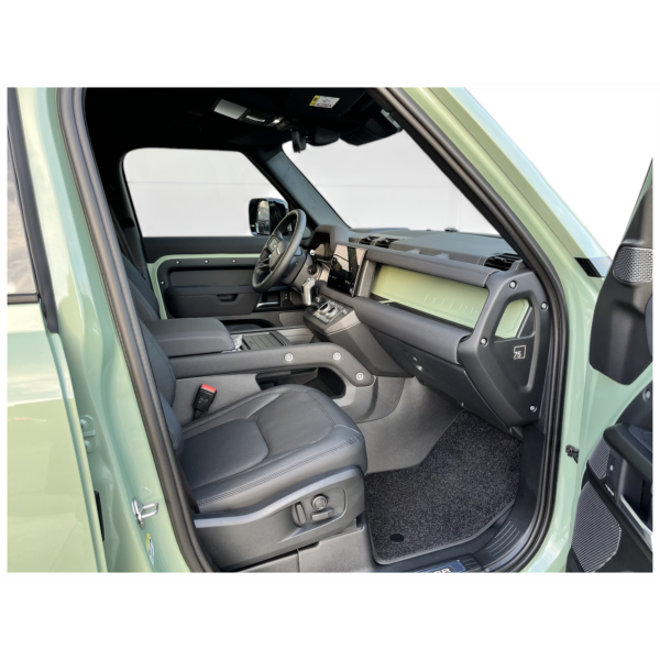 Land Rover Defender 110 PHEV 75th Edition: Ultimate Adventure