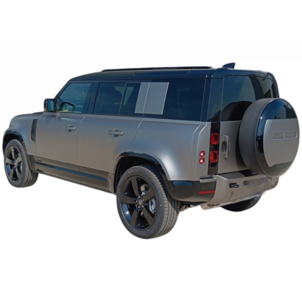 Land Rover Defender D300 | Strength and Elegance