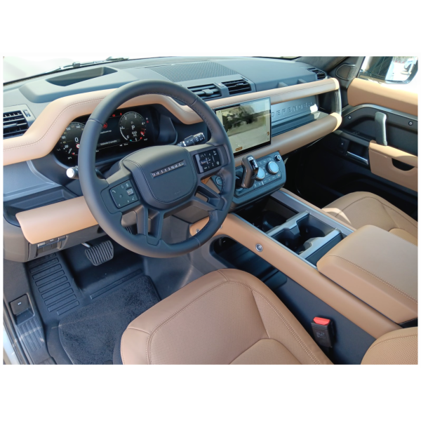 Land Rover Defender D300 | Strength and Elegance