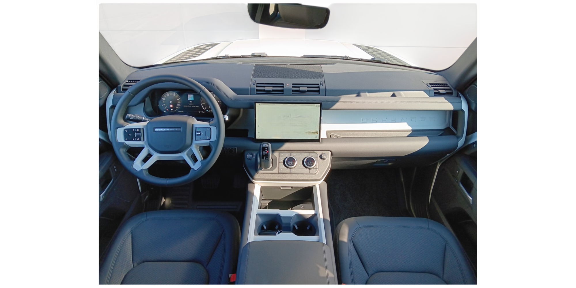 Land Rover Defender 110 3.0D MHEV I6 S AWD 2025 | Off-Road Icon