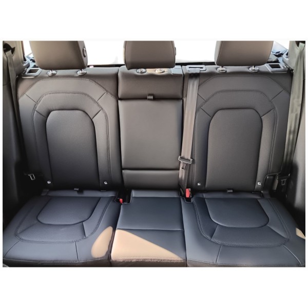 Land Rover Defender 110 3.0D MHEV I6 S AWD 2025 | Off-Road Icon